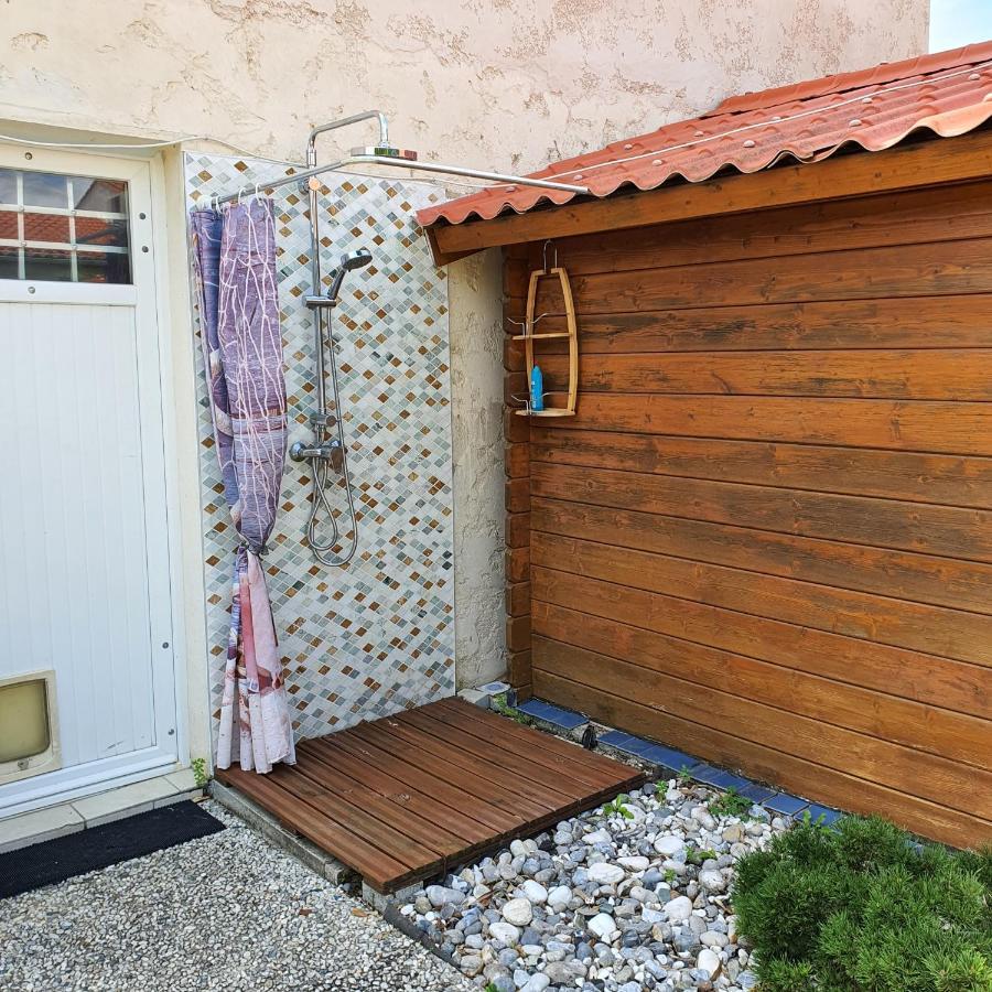 Le Petit Manoir Bed & Breakfast Vaux-sur-Mer Luaran gambar